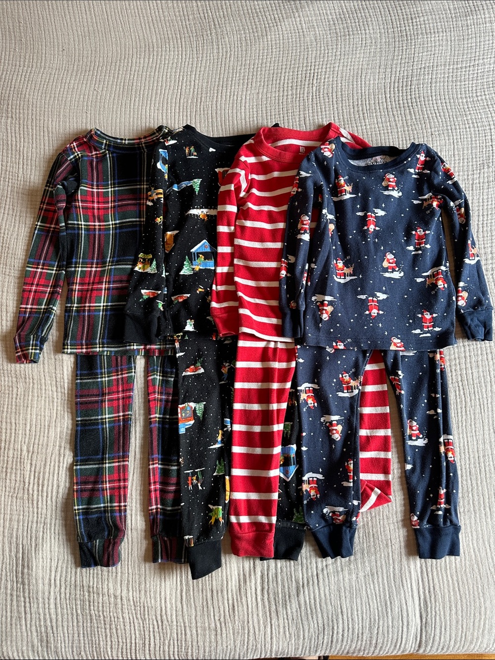 GAP and Old Navy Pajama Set Bundle - Navy, Red, Black, Green Plaid size 3T-4